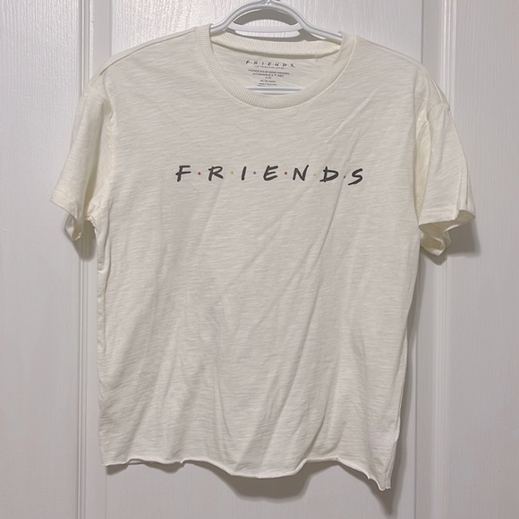 American Eagle X Friends T-Shirt - Picture 1 of 2